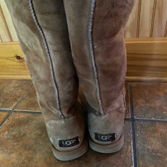 UGG boots - Picture 4 of 7